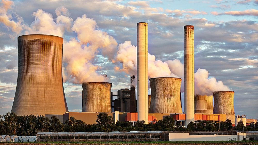 Blant energikildene kommer kullkraft dårligst ut med høyest dødelighet, mest avfall, høyt materialforbruk og de høyeste utslippene av klimagasser, skriver innsender