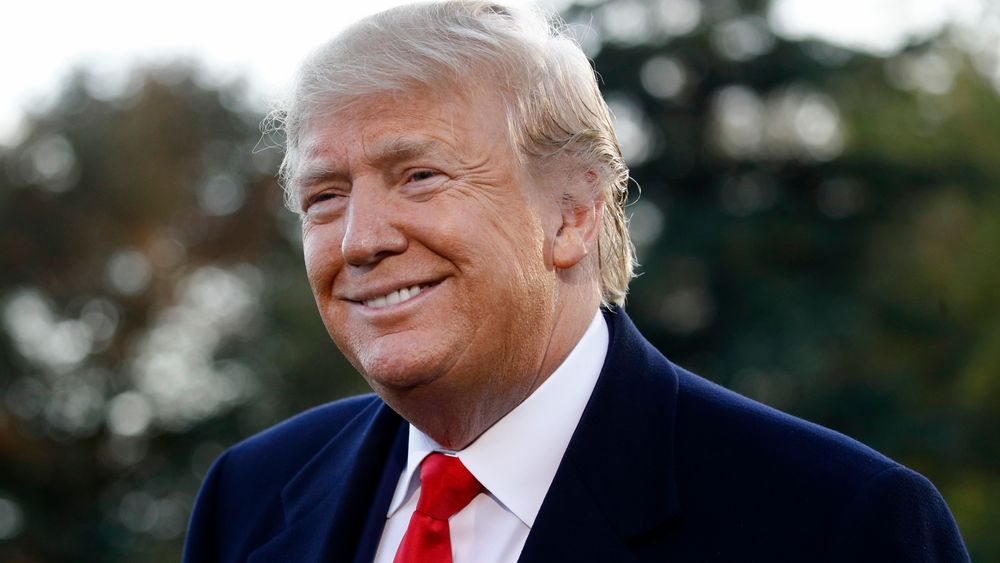 Trump-administrasjonen jubler over at britene nekter den kinesiske mobilgiganten Huawei å delta i utbyggingen av 5G-nettet.