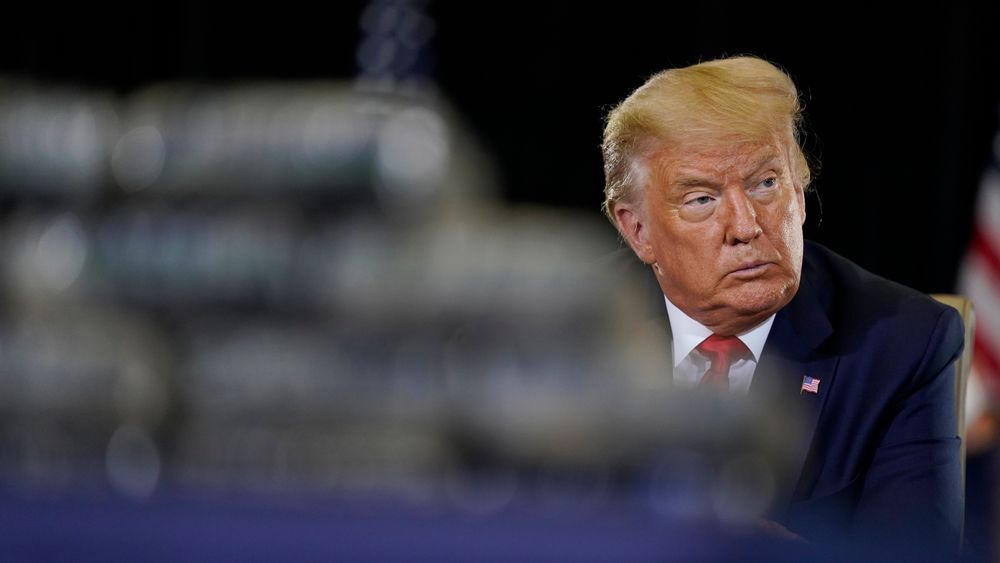 President Donald Trump får streng beskjed om å banne Tiktok.