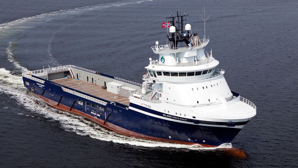 Island Crusader er det ene av to PSV-er med gass- og dieselmotorer som STX (Vard) Brevik leverte til Island Offshore i 2012.