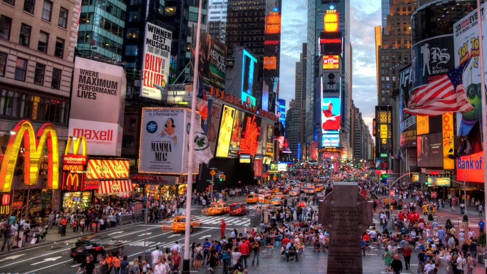 Store mengder nettannonser kan være plagsomt, men om det er verre enn reklame i den fysiske verdenen, kan nok diskuteres. Bildet er fra Times Square i New York.