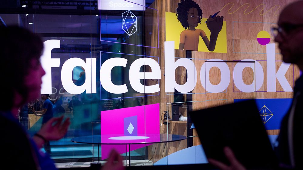 Facebook vurderer å gjøre det umulig for australske brukere å dele journalistisk innhold i det sosiale mediet.