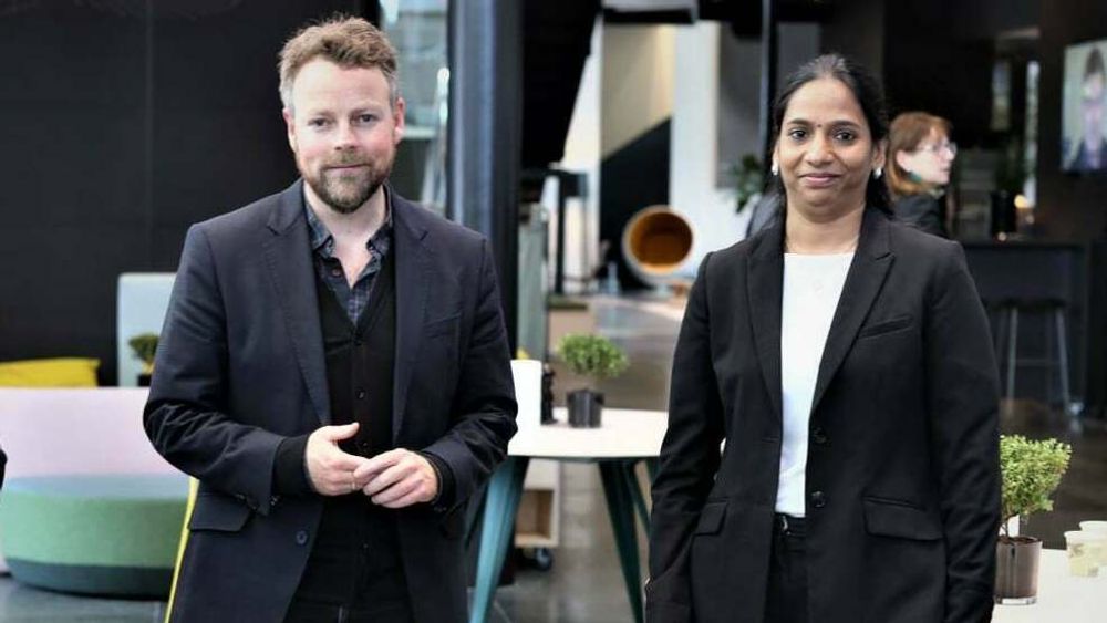 Papitha Sekar deltok i Telenors Open Mind-program, som fylte år og ble feiret med arbeidsminister Torbjørn Røe Isaksen (H) til stede.