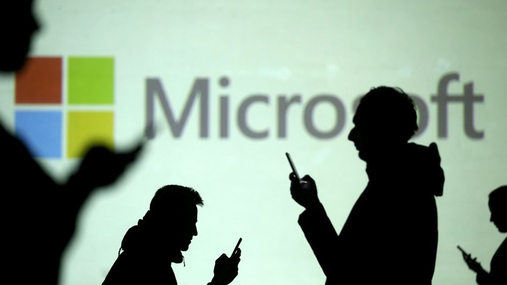 Datatilsynet og Forbrukerrådet mener brukervilkårene til Microsoft kan bryte med forbrukerlover og GDPR-reglene.