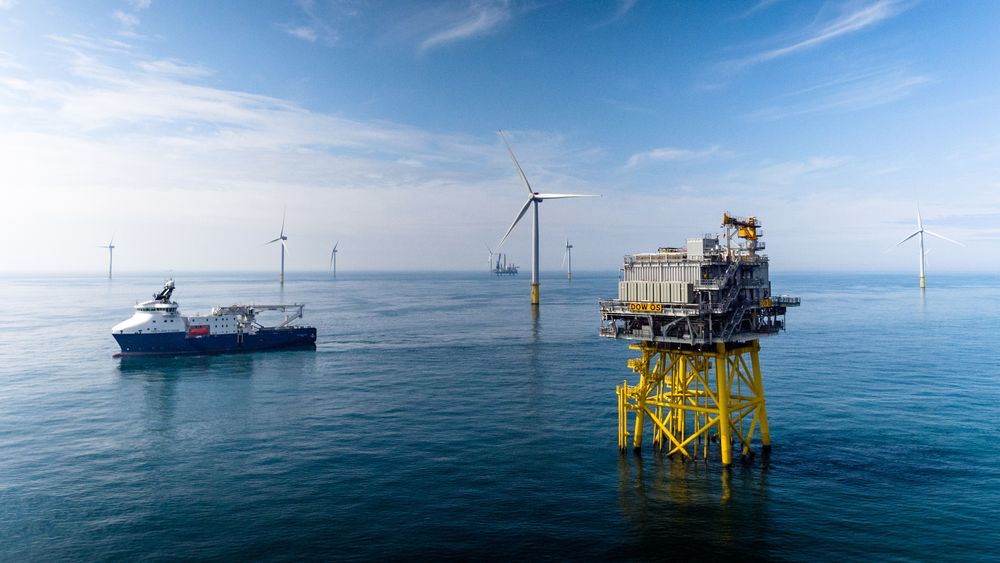 Equinors Dudgeon Offshore Wind Farm vindmølleanlegg  utenfor England.