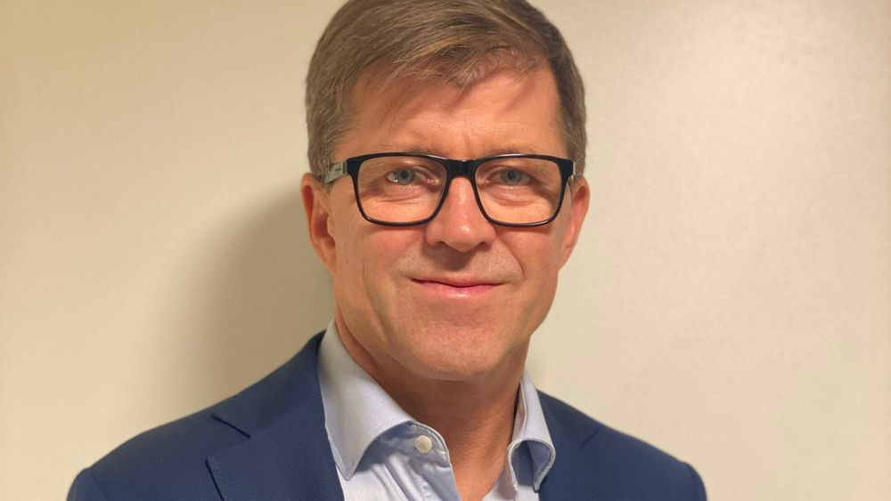 Mathis Sæther-Larsen er ansatt som forretningsutvikler i Skill.