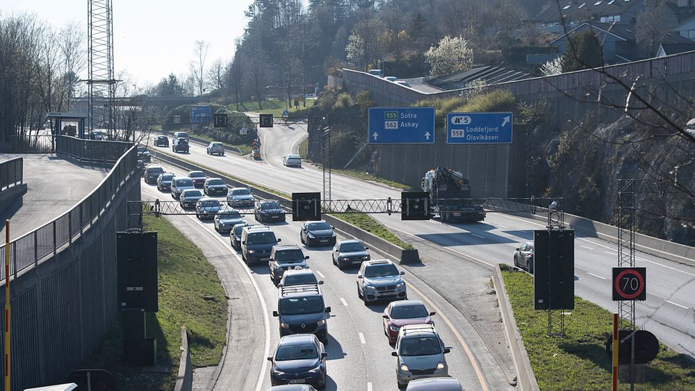 Fra her i Loddefjord og langs riksvei 555 til Kolltveit skal 300 boliger støysikres.