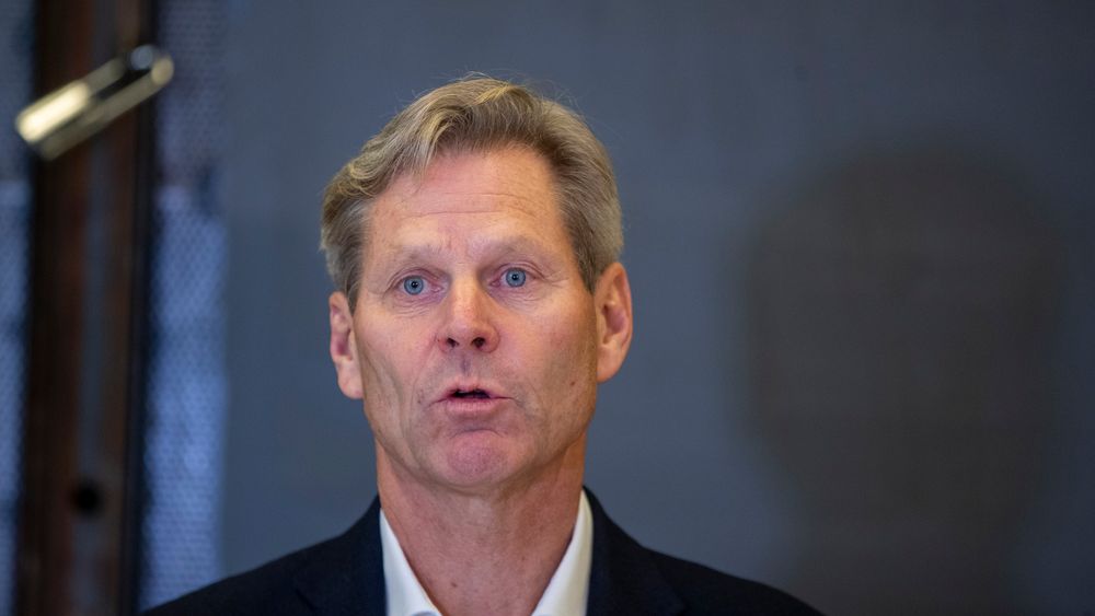 Erik G. Braathen vil lørdag lanser navn og profil på det som blir det nyeste flyselskapet i Norge.