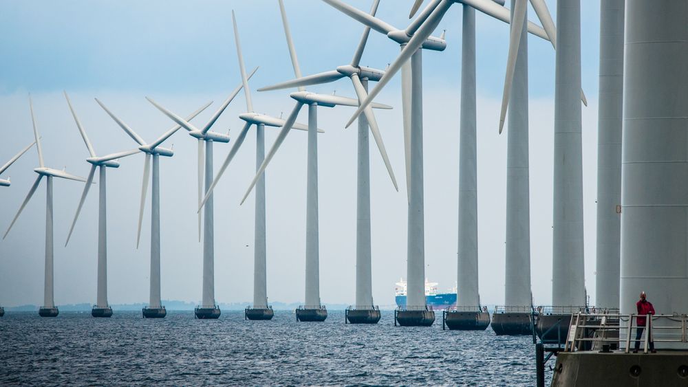 Middelgrunden havvindpark utenfor København skal renoveres. Nå håper operatøren på 20 nye år med elproduksjon.