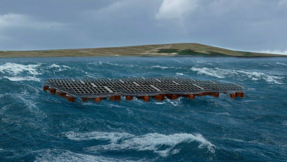 Ifølge Equinor blir anlegget verdens første testprosjekt for flytende solenergi i røff sjø.