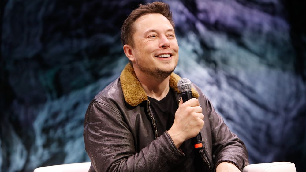 Elon Musk er sjef og grunnlegger av Tesla.