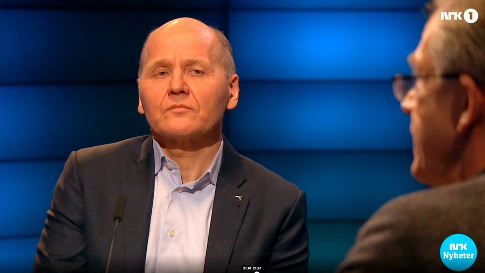 Konsernsjef Sigve Brekke i Telenor og historiker Stein Tønnesson.