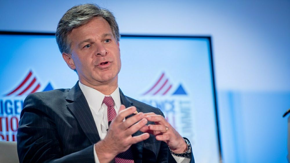 FBI-direktør Chris Wray under National Security Summit i 2017.