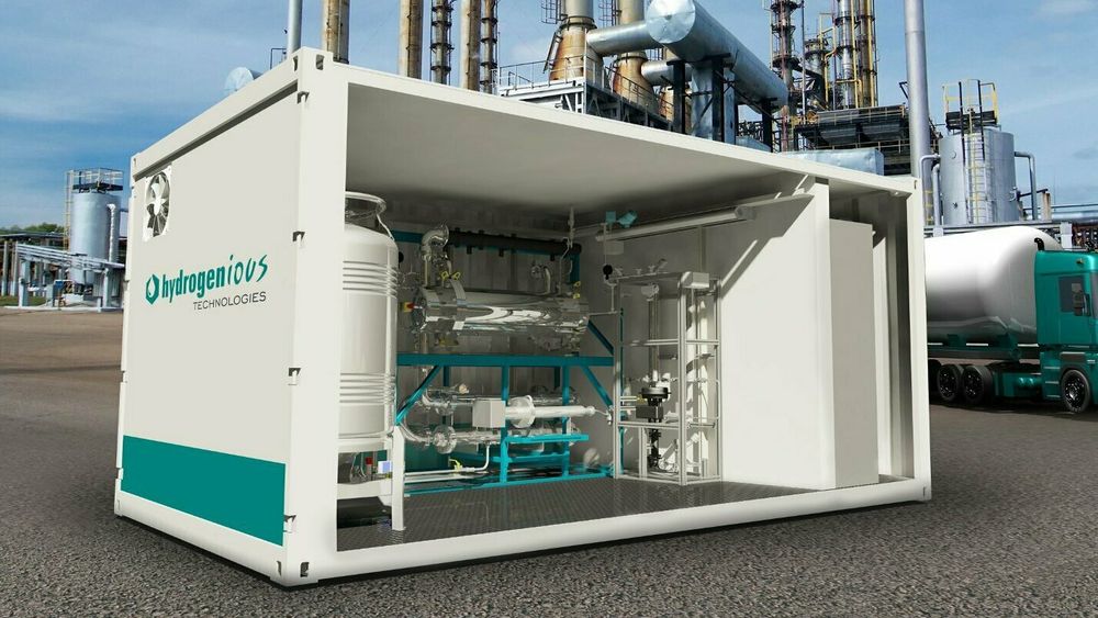 Hydrogenious i Tyskland har utviklet LOHC-systemer for landbaserte bruksområder. Norske Østensjø skal bidra til at det kan brukes på skip sammen med brenselceller.
