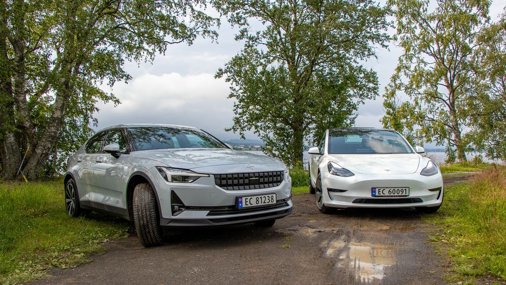 Test av Polestar 2 og Tesla Model 3.