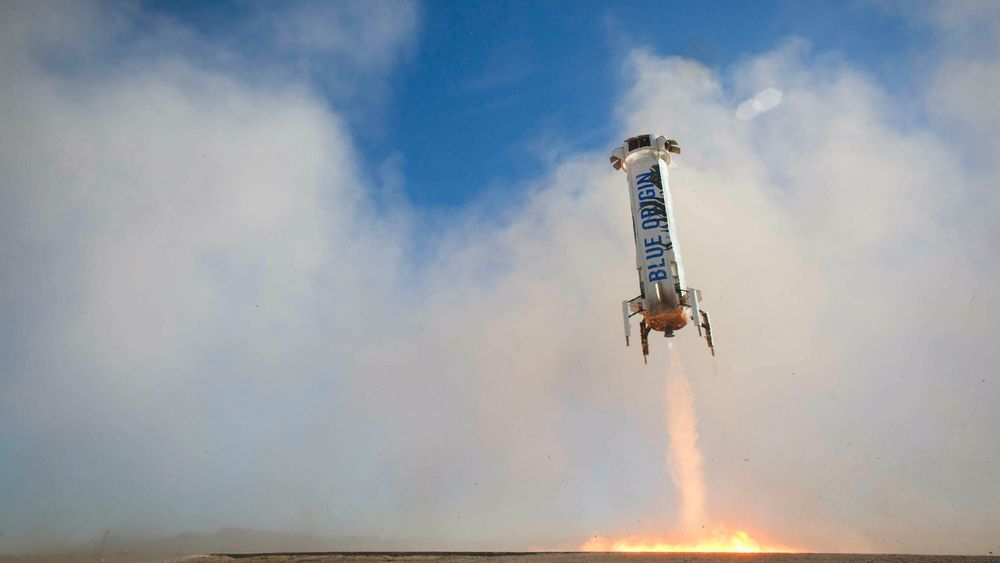 Jeff Bezos mener vi skal flytte industri til verdensrommet for å beskytte planeten vår. Her er hans romfartøy New Shepard, som er utviklet av Blue Origin. 