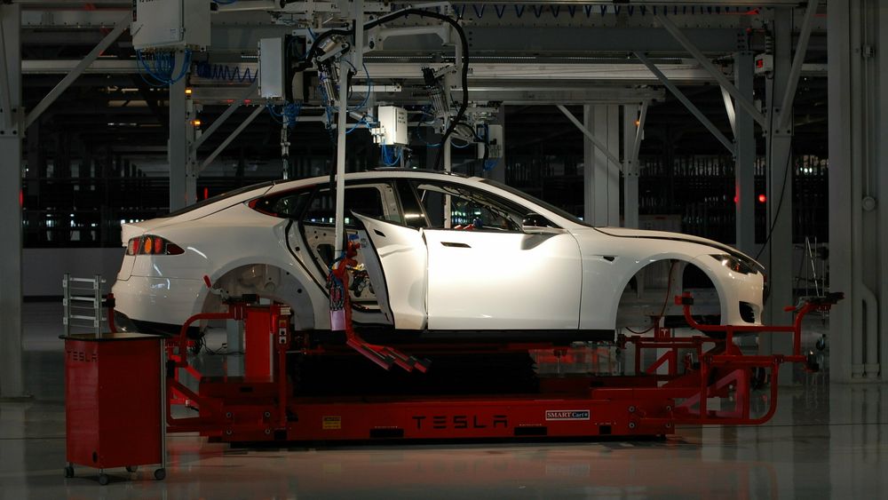 Bilde fra Teslafabrikken i Fremont, i California.