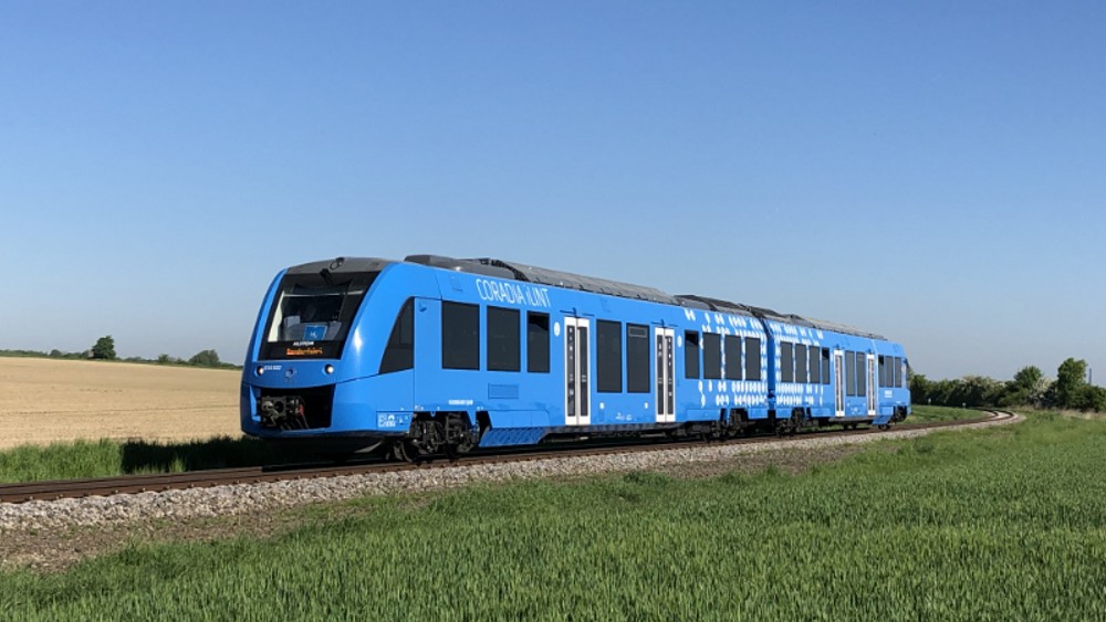 Italia satser stort på hydrogentog. Her et bilde av Alstoms Coradia iLint som er i drift i Tyskland.