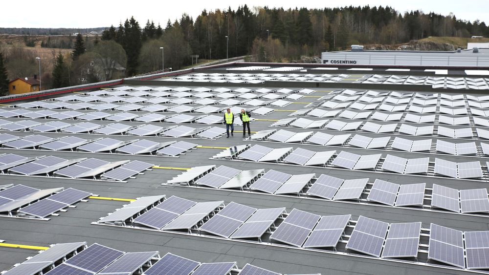 Solenergien på Vestby kommer godt med i et lager med stort kjølebehov.