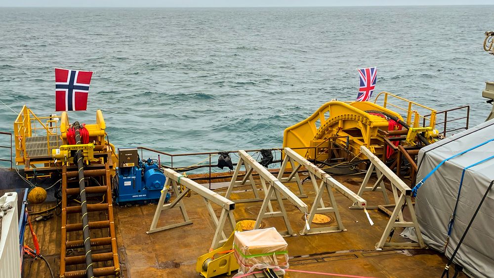 15. juni åpnet den nye kraftkabelen mellom Suldal i Rogaland og Blyth i England. Nå vil flere aktører sende kraft fra norsk havvind til de to landene. (Statnett)