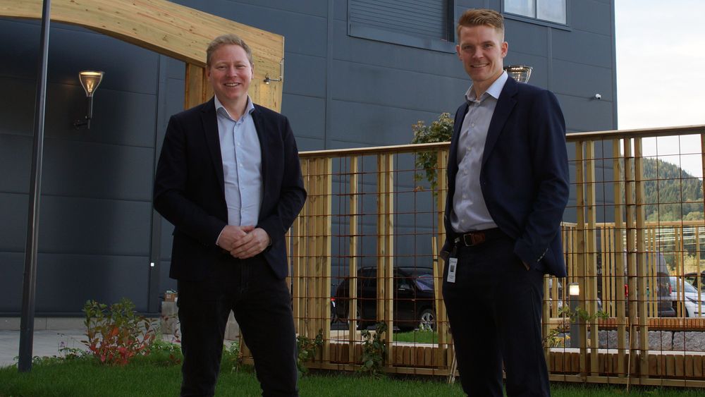 Sopra Sterias Eirik Hassel (til venstre) og Are Denstad fra Norsk Kylling forteller at databasert innsikt gir bedre beslutninger om dyrevelferd og bærekraft.