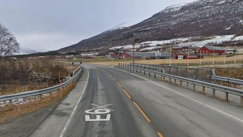 E6 krysser Driva sør for Oppdal. Omtrent her kommer gang- og sykkelveien.