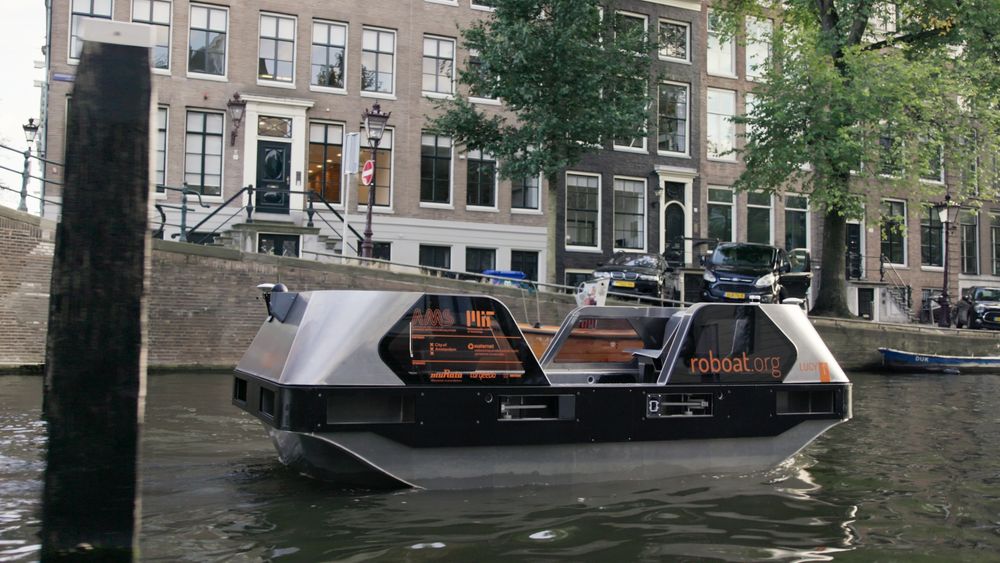 Autonome, batterielektriske Roboat ble nylig sjøsatt i Amsterdam.