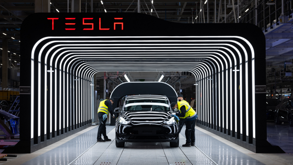 Tesla Model Y som skal produseres i Brandenburg. Nå får den en prisøkning.