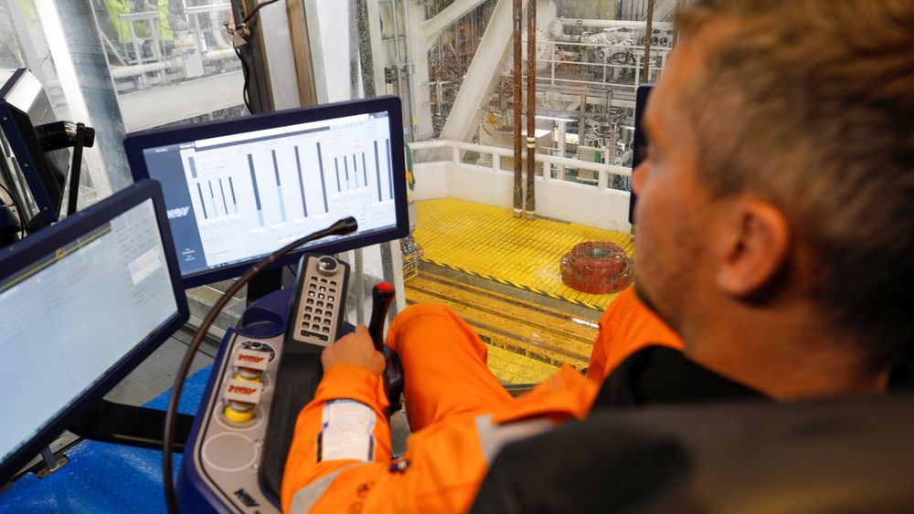 En helhetlig tilnærming til teknologi og grundig trening for boremannskapet er viktig for å redusere risiko ved automatiserte boreprosesser. Bildet viser «drill floor» på Johan Sverdrup. 