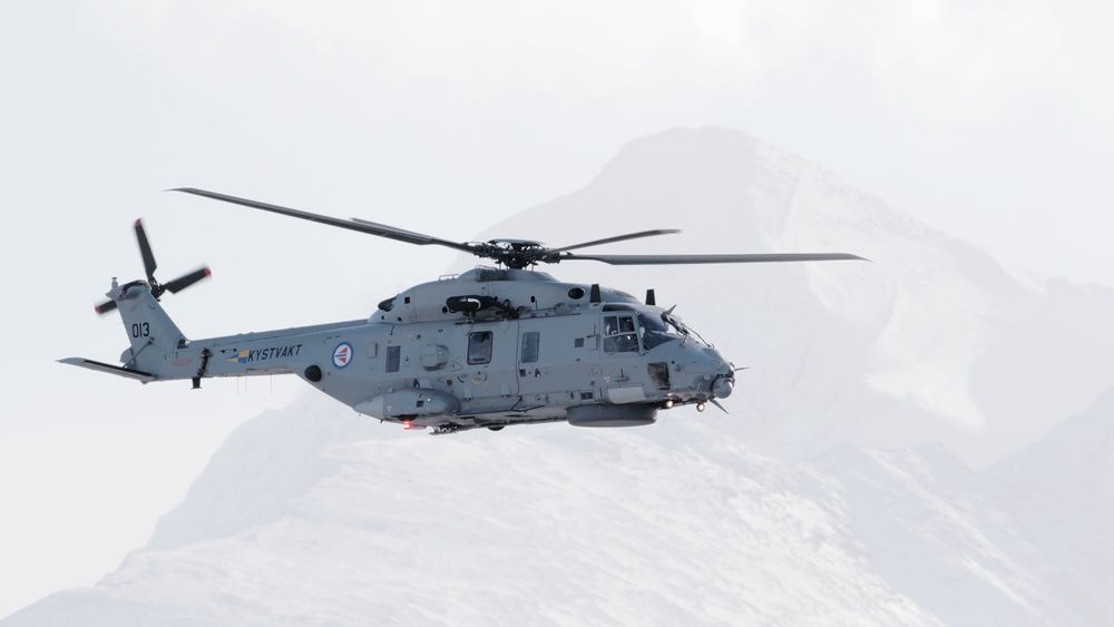 Et NH90-helikopter under take off fra Bardufoss flystasjon under vinterøvelsen Cold Response 2022.