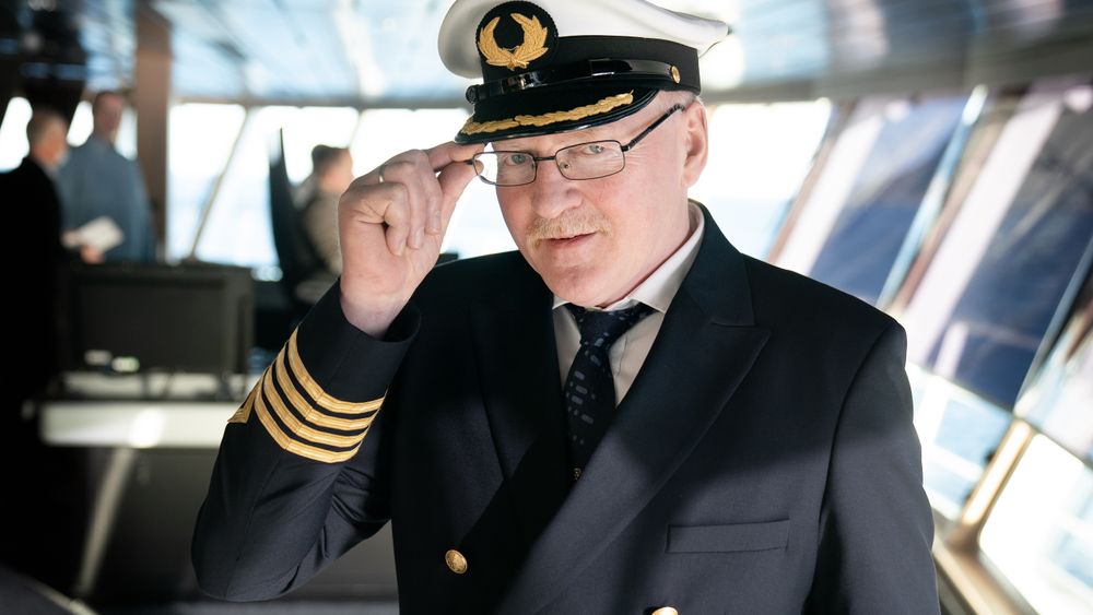 Kaptein Brynjard Ulvøy er strålende fornøyd med manøvreringsegenskaper og sjødyktighet.