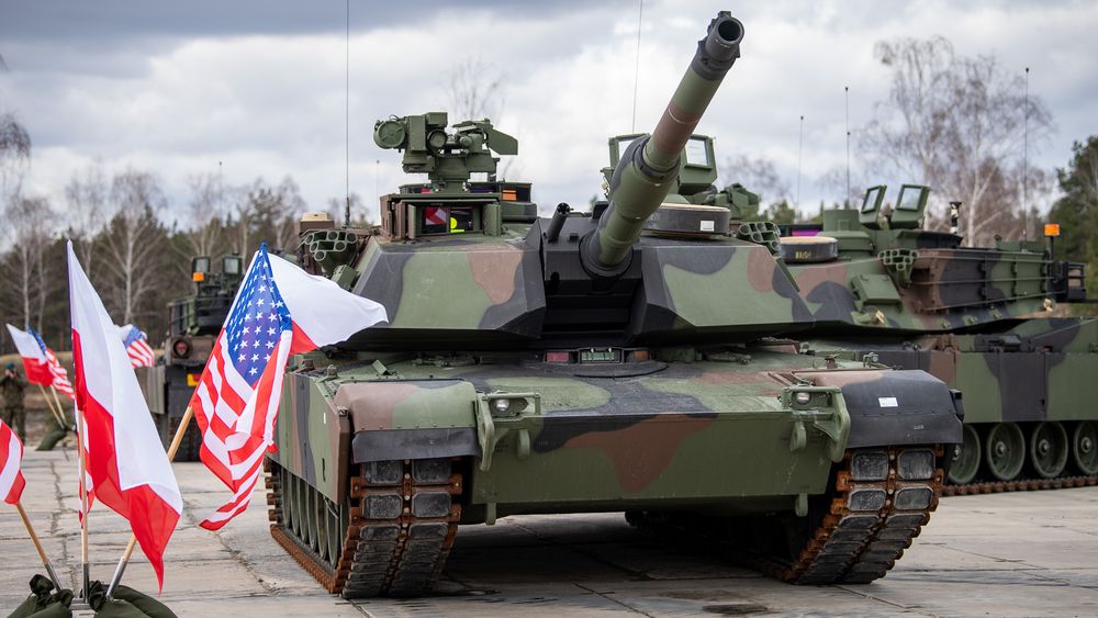 Polen har signert kontrakt om 250 Abrams-stridsvogner og de første 28 eksemplarene leveres i løpet av dette året.