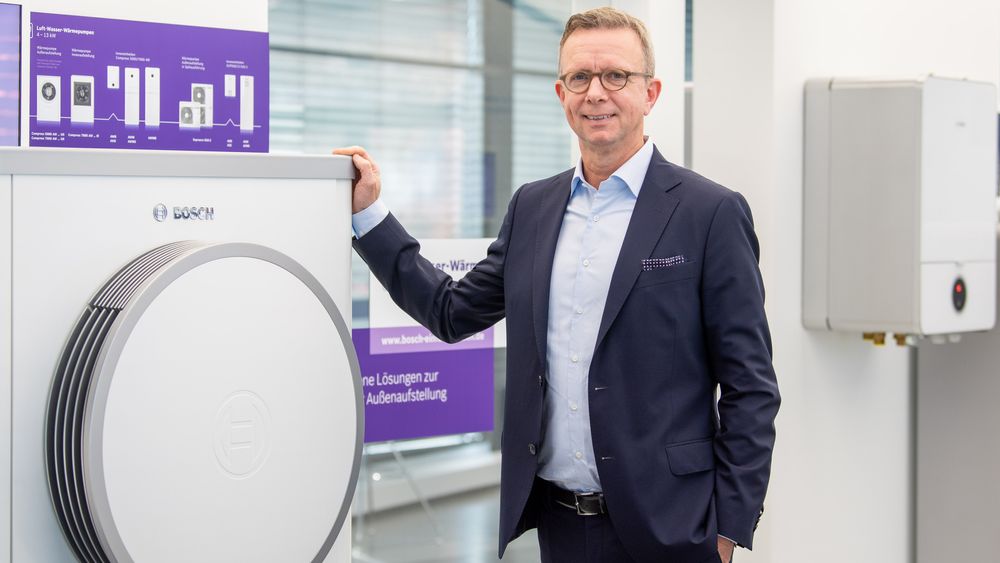 Jan Brockmann, styreleder i Bosch Thermotechnik, har økt forskningen rundt varmepumper med 210 millioner euro. Nå følger han opp med ytterligere 300 millioner i nye investeringer.