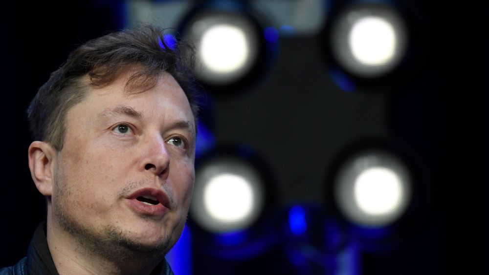 Tesla-sjef og nyslått Twitter-eier Elon Musk kan få seg en overraskelse når han innser at ytringsfrihet ikke er så rett fram som han tror, sier en tidligere Reddit-sjef.