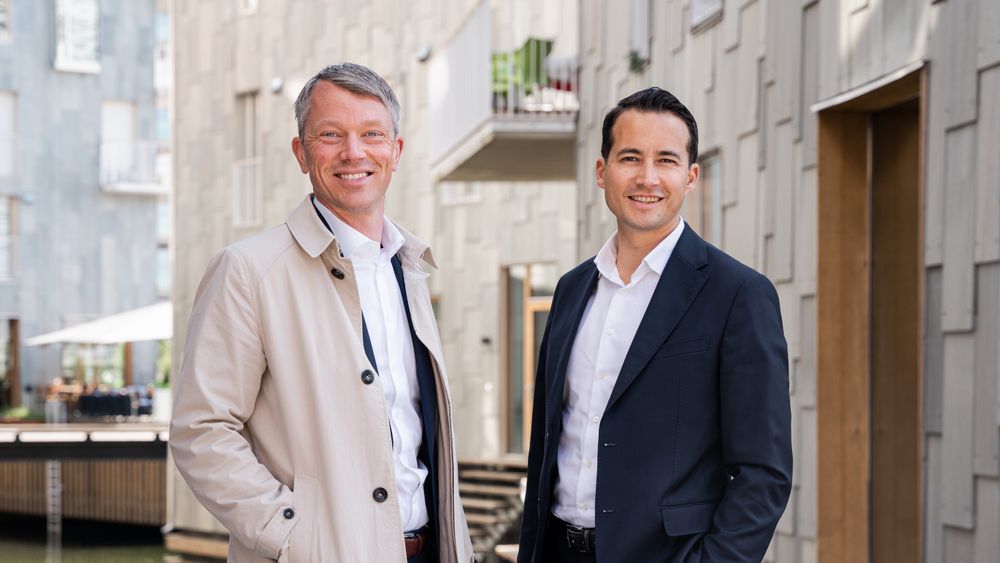 Administrerende direktør Jørn Seglem (t.v.) og finansdirektør Marius Andersen i Skill Communicate.