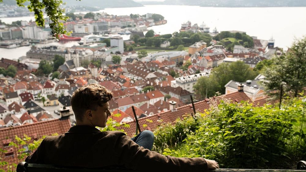 Eirik Dragsund Sverd får mange av ideene sine på en tenkesti med utsikt over Bergen.