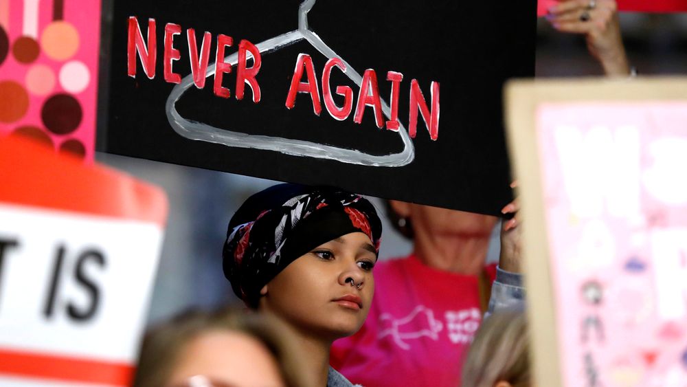 Politikere frykter at kvinner som utfører abort vil bli offer for Googles utlevering av posisjonsdata. Her fra en demonstrasjon i Iowa 2019.