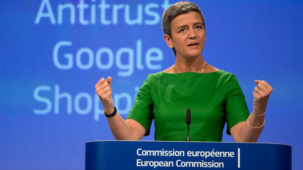 Margrethe Vestager vil ha et tryggere digitalt rom, men får kritikk for manglende investering i håndhevelsen.