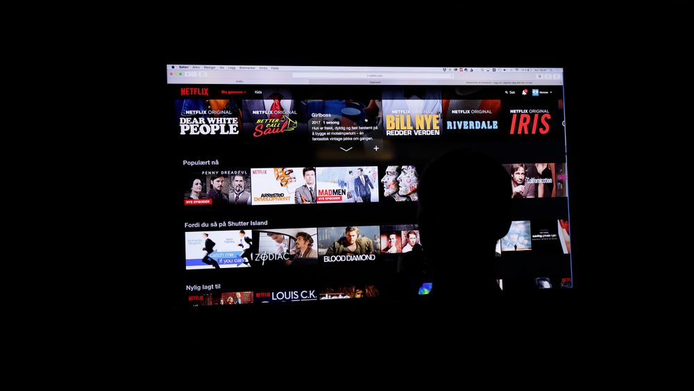 Strømmetjensten Netflix på en TV-skjerm.