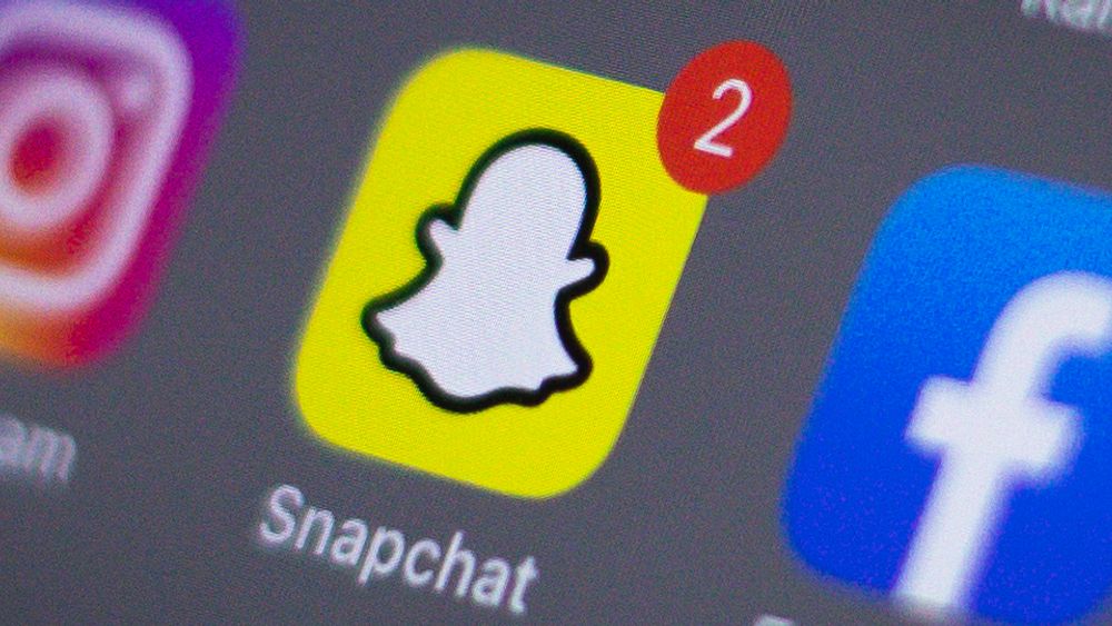 Snapchat og Whatsapp får bot for å ikke ha lagret dataene sine i russland.