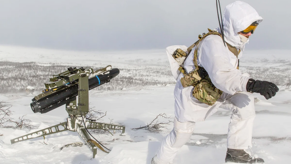 Bildet er fra øvelsen Joint Viking i Finnmark 2017 hvor Kystjegerkommandoen benytter Hellfire-missiler.