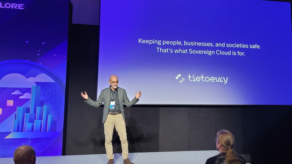 Leder for teknologi og vekst i Tietoevry Connect, Alberto Valero, under årets VMware Explore i Barcelona. 