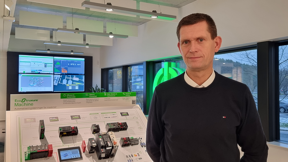 Tony Strand (52) har siden 1. januar 2022 jobbet som Offer Manager for frekvensomformere i Schneider Electric Norge og Danmark.