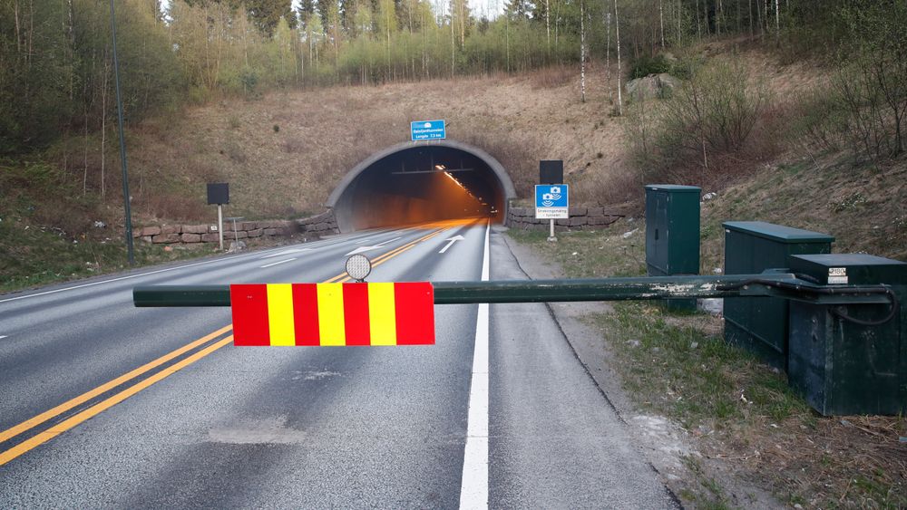 Trafikanter kan nå bli varslet på SMS når en tunnel stenges, slik at de slipper å møte på dette synet.