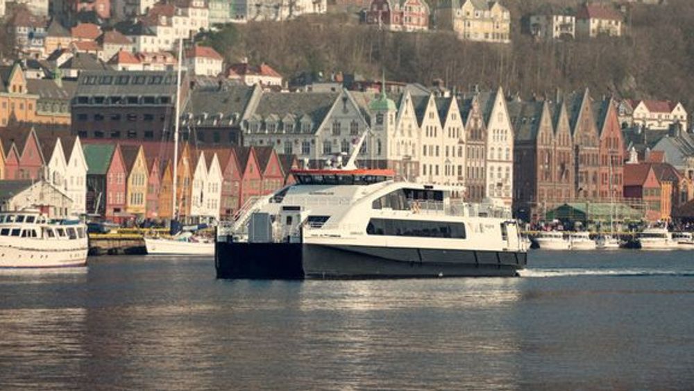 Vestland får 50 millioner kroner for å kutte utslipp fra hurtigbåter.
