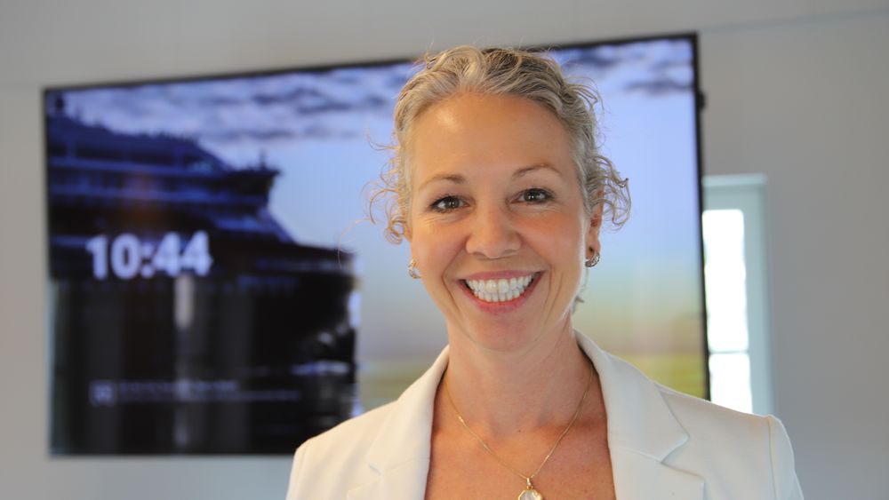 Hedda Felin, administrerende direktør Hurtigruten Norge, sier at det er dyrt å være først på ny teknologi og er derfor glad for støtten fra Grønn plattform.
