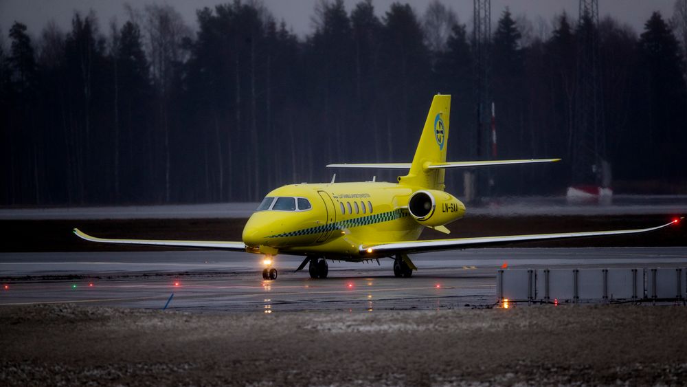 Både Luftambulansetjenesten fra Babcock og flyselskapet Widerøe har blitt plaget av GPS-jamming i Finnmark. Nasjonal sikkerhetsmyndighet mener jammingen kommer fra Russland.