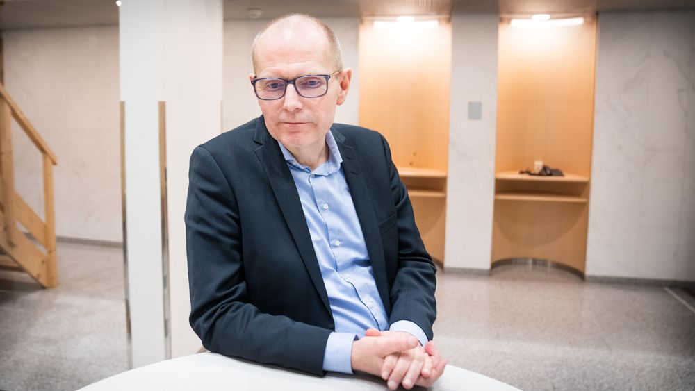 Gorm Frimannslund, konsernsjef i Bane Nor, forteller om nedstengningen av Follobanen.