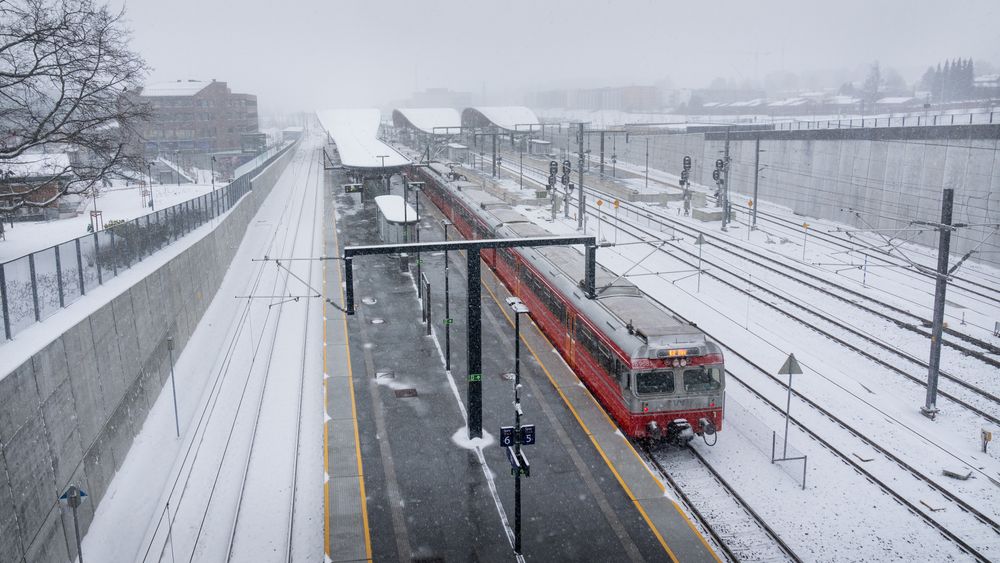 Jernbanedirektoratet skriver at kulde har vist seg å påvirke anlegget i større grad enn forutsett. 