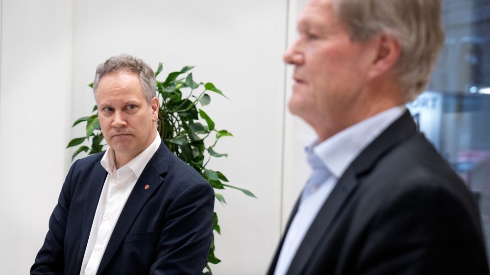 Samferdselsminister Jon-Ivar Nygård (t.v.) bør starte oppryddingen med å skifte ut sitt eget styre i Bane Nor, skriver TU-redaktøren. Til høyre: Cato Hellesjø, styreleder i Bane Nor.